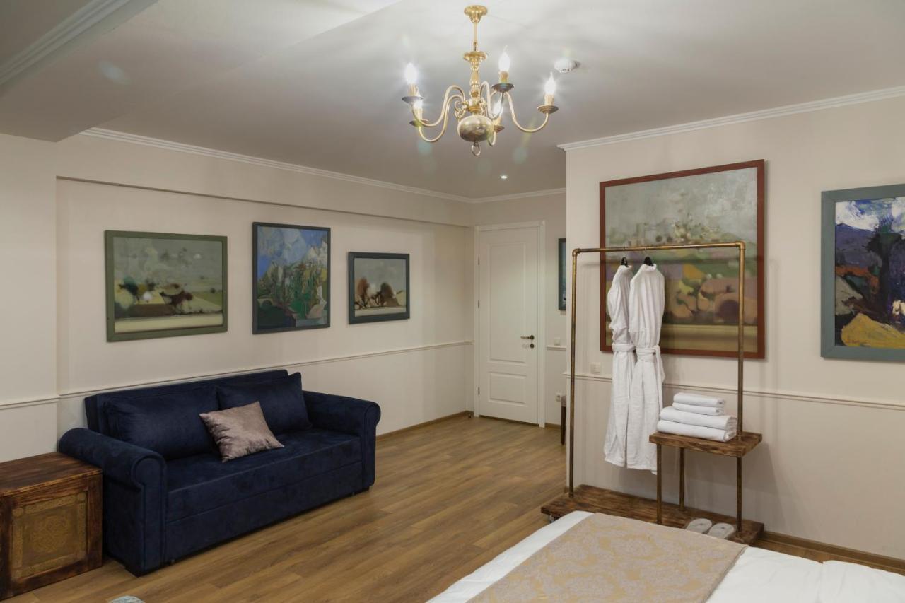 Omart Hotel - Gallery Τυφλίδα Εξωτερικό φωτογραφία