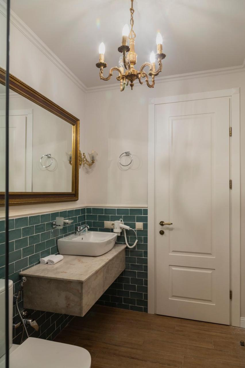 Omart Hotel - Gallery Τυφλίδα Εξωτερικό φωτογραφία
