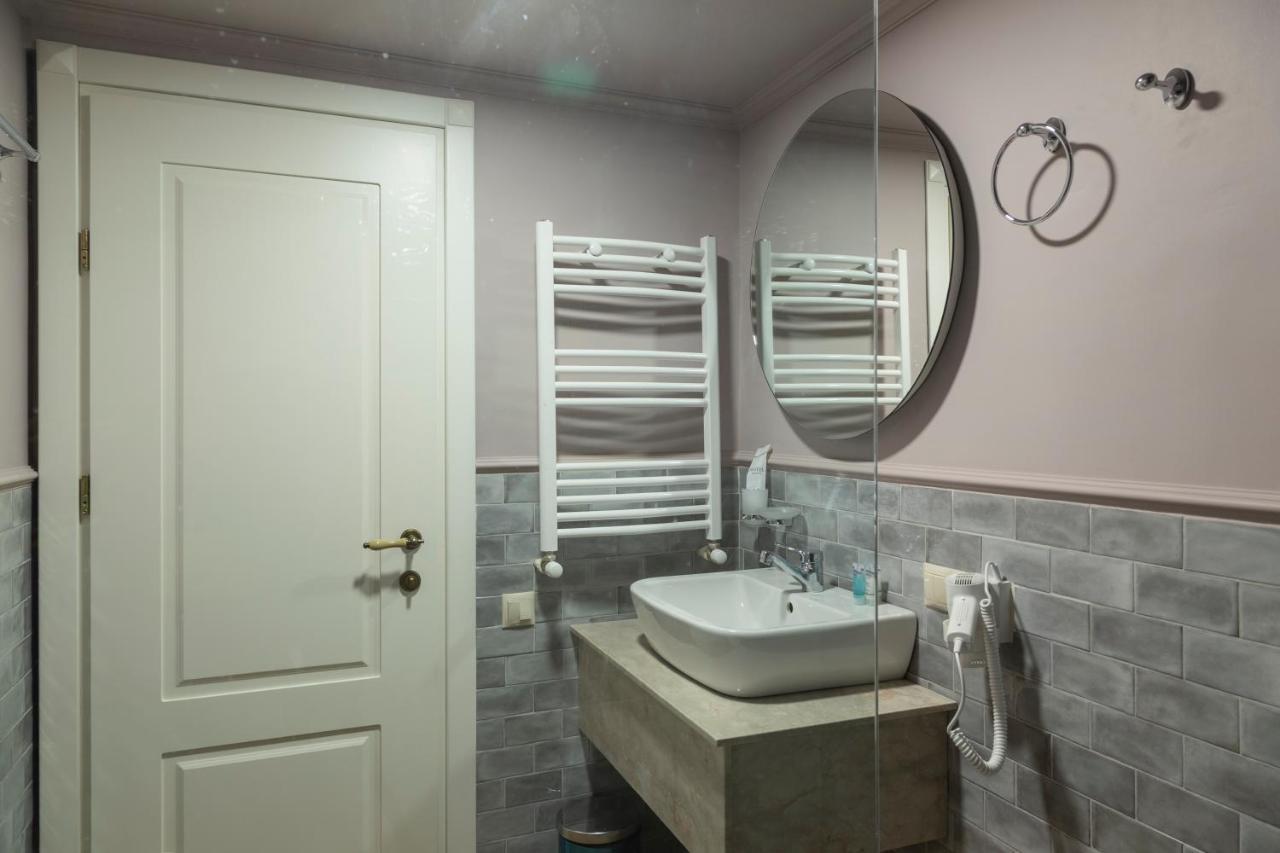 Omart Hotel - Gallery Τυφλίδα Εξωτερικό φωτογραφία